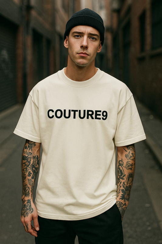 Corte oversized, malha premium e presença de quem escolhe evoluir.